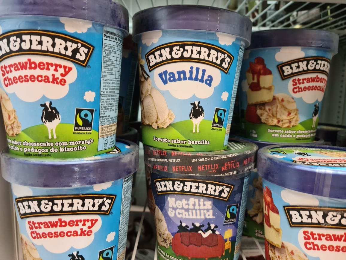potes de sorvetes da marca Ben & Jerry